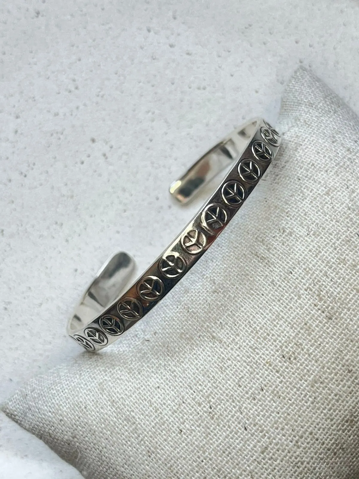 Bracelete maciço peace and love  - 1