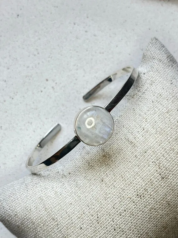 Bracelete pedra da lua liso 