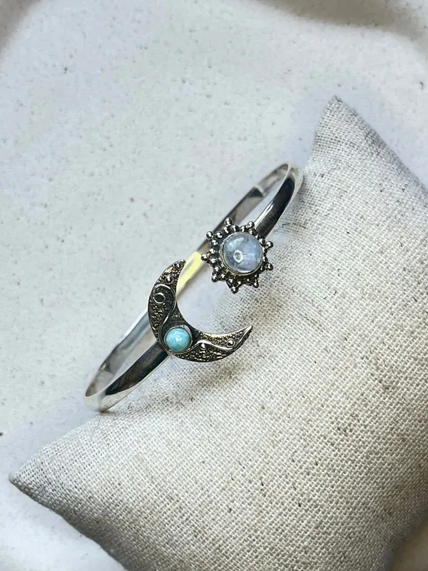 Bracelete lua e larimar 