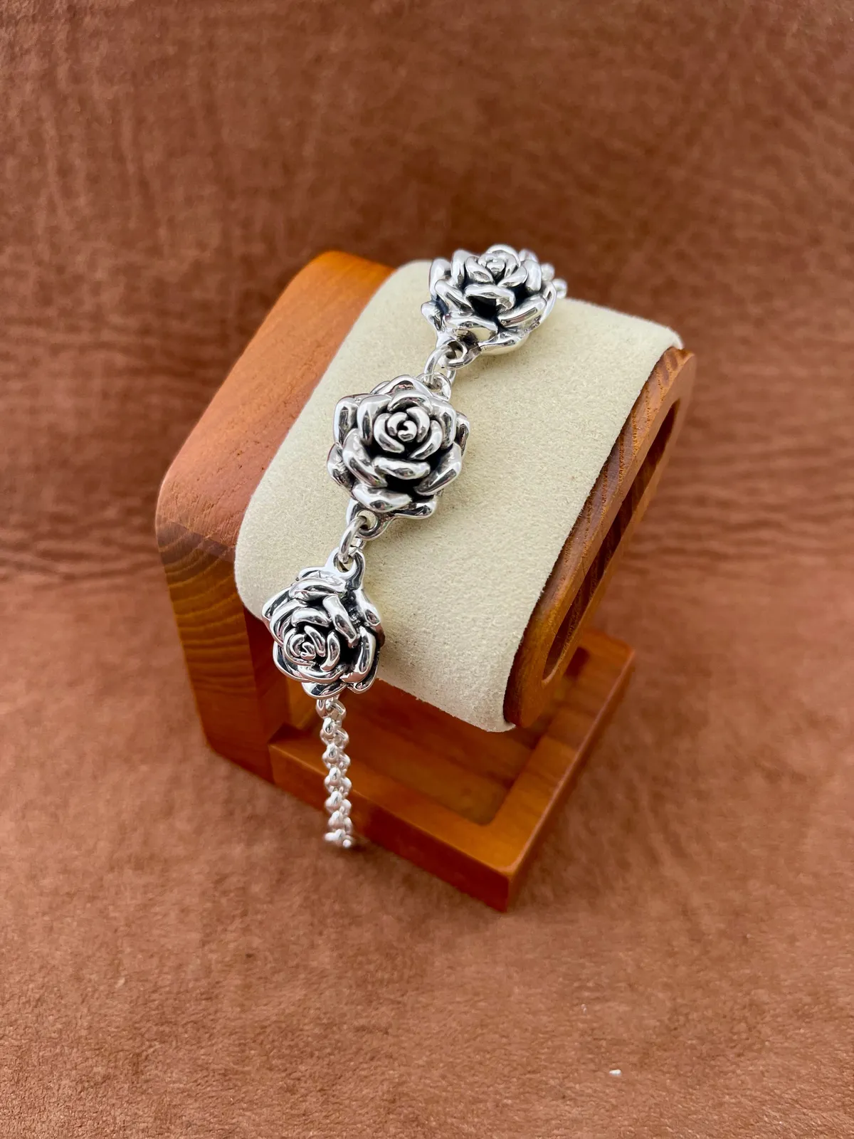 Pulseira ELETRO 3 rosas  - 1