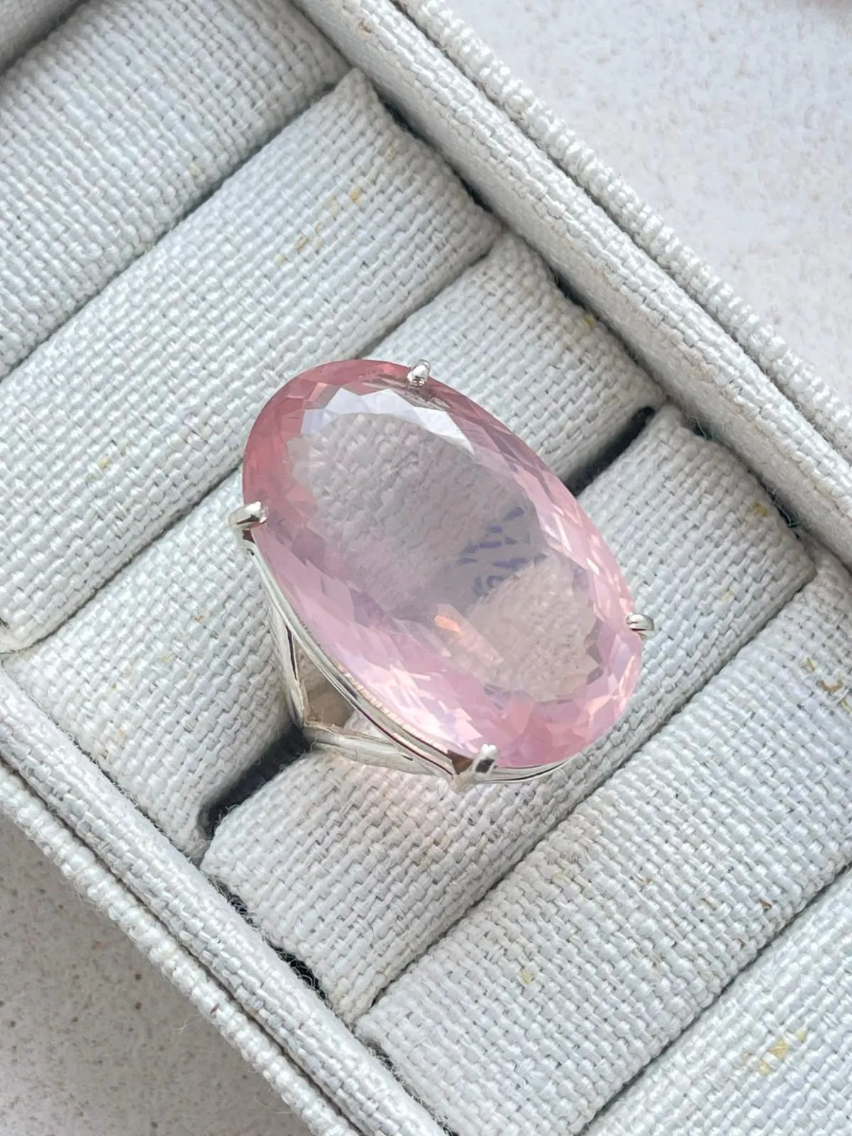 Anel quartzo rosa maxi caixa lisa  - 1