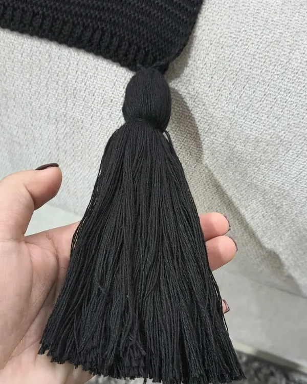 Manta xale em tricô com tassel - imagem 2