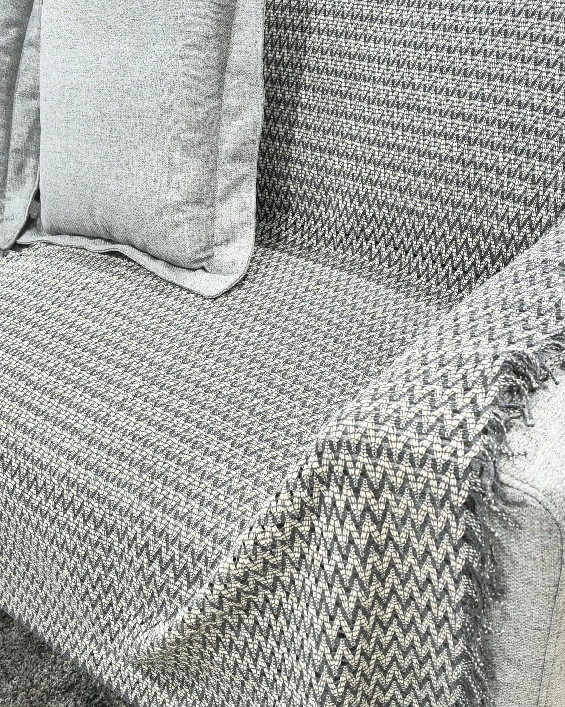 Manta Xale Textura Crochê Cinza - 1