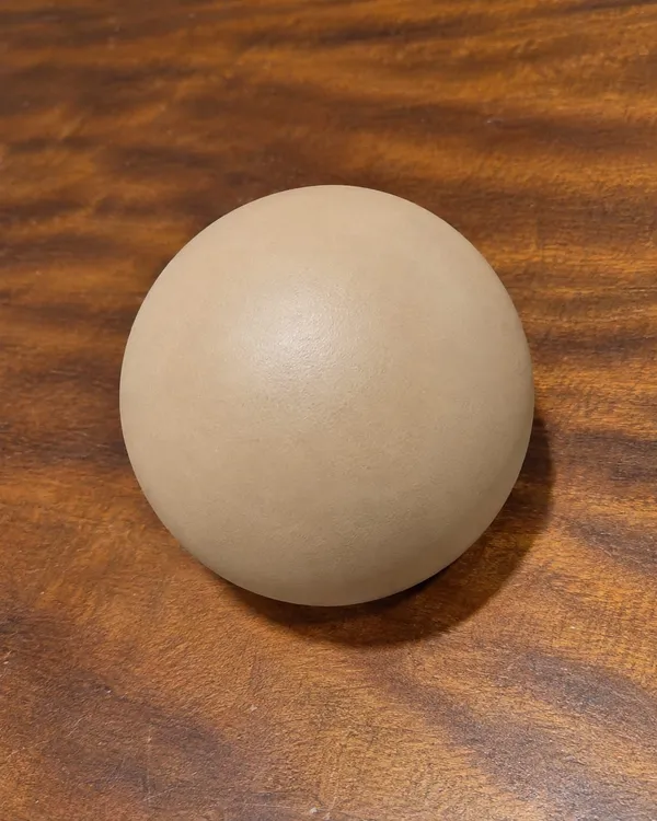 Esfera Decorativa em Cerâmica Cor Bege Fosco