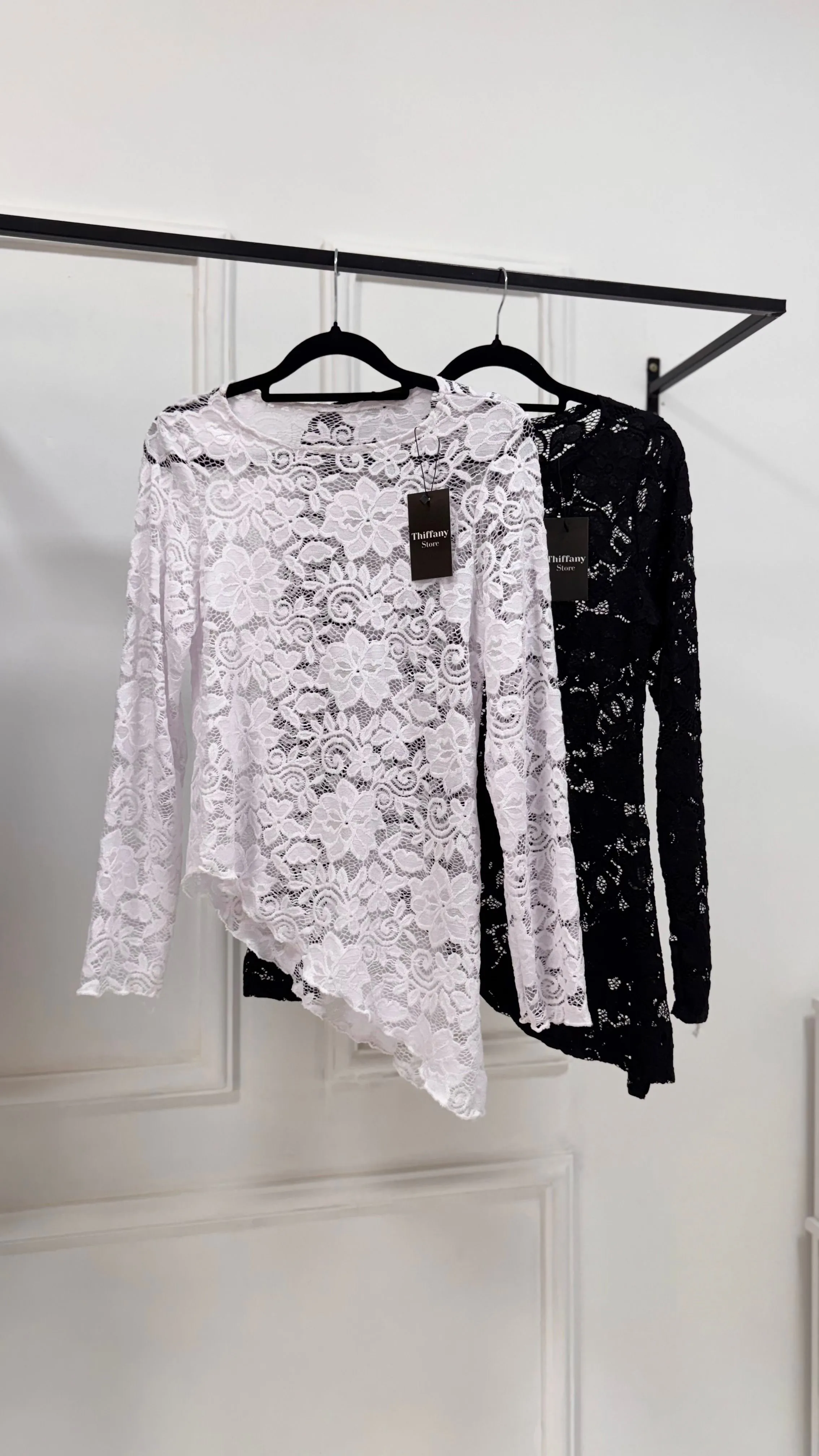 BLUSA ASSIMETRICA RENDA LIZ - 1