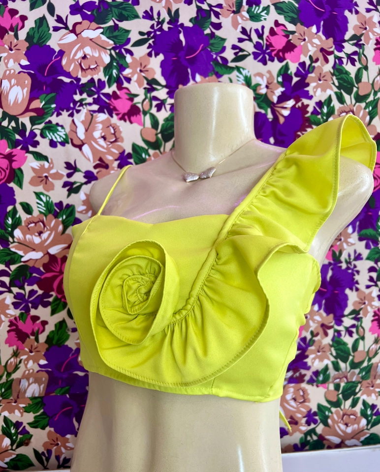 Cropped cloe  - 3