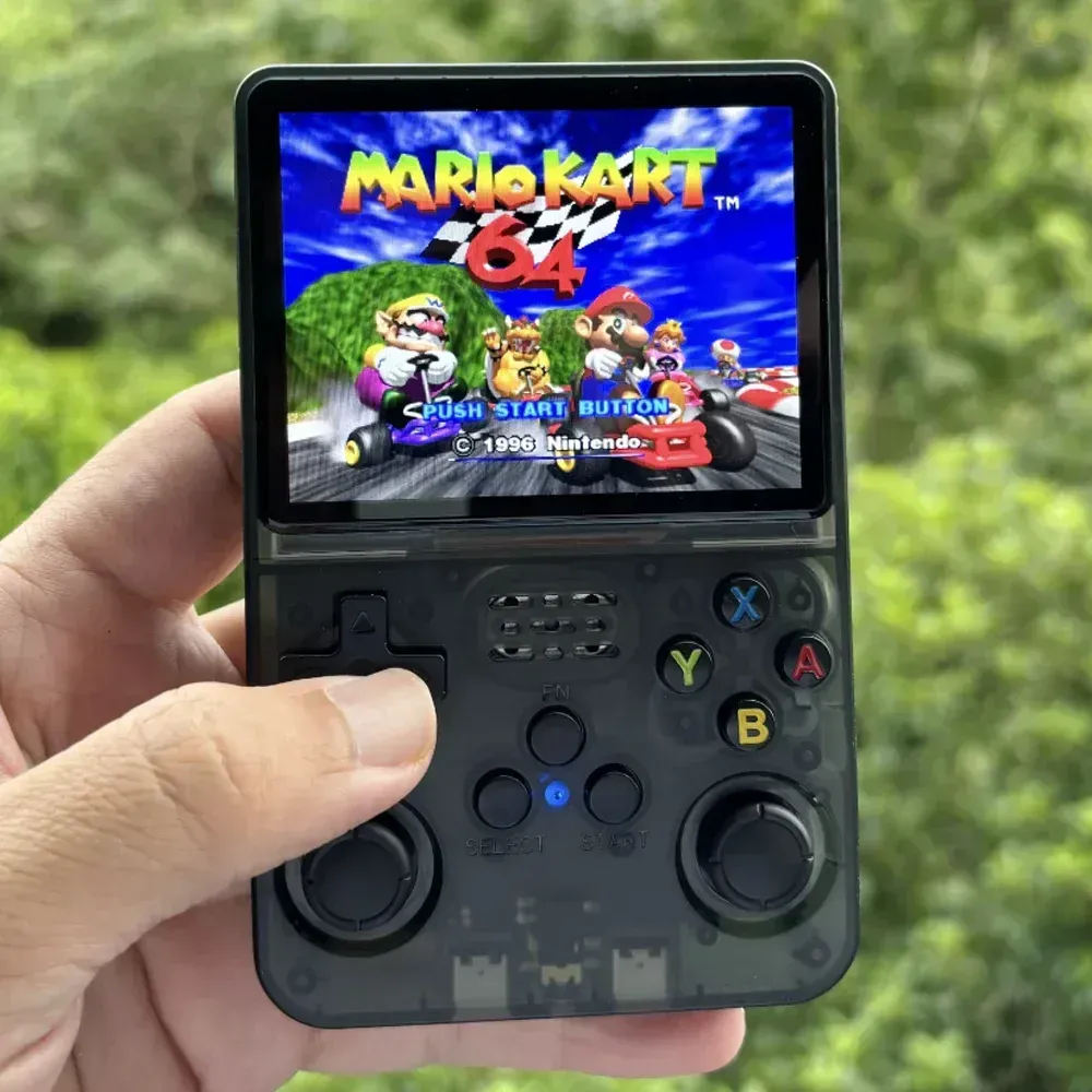 Console Portátil R36S 64GB | Mais de 15.000 Jogos | Tela IPS 3.5" - 2