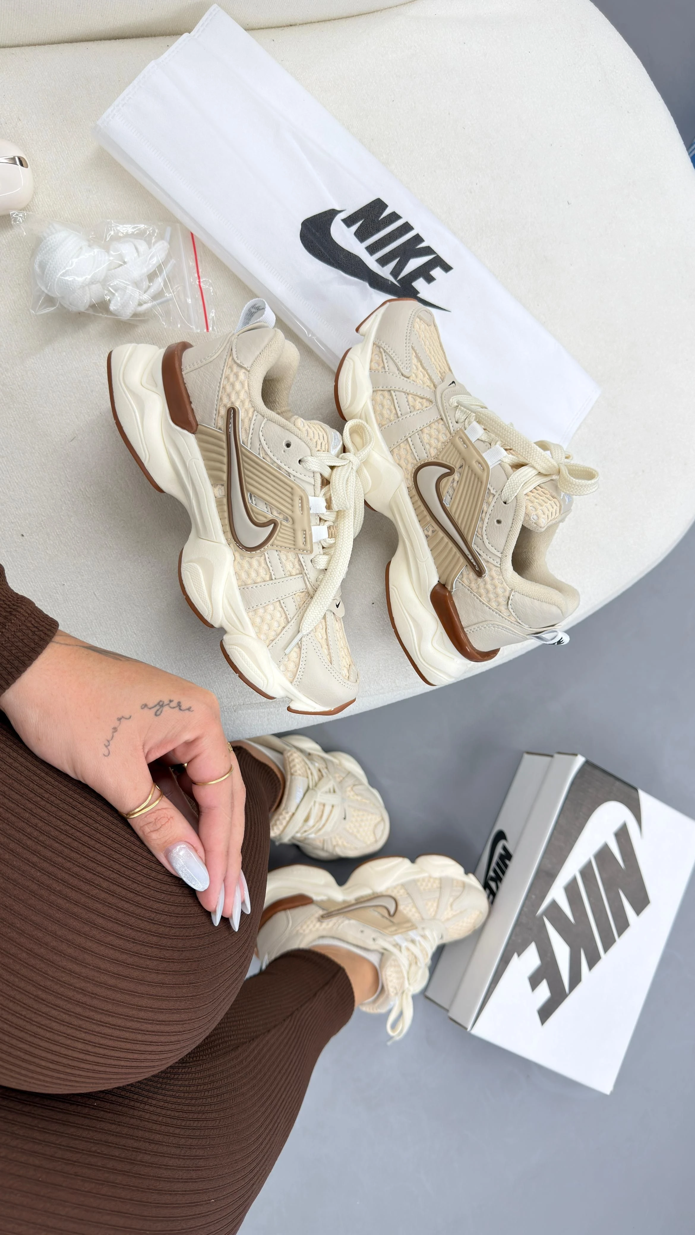 TÊNIS Nike V2K off - 3