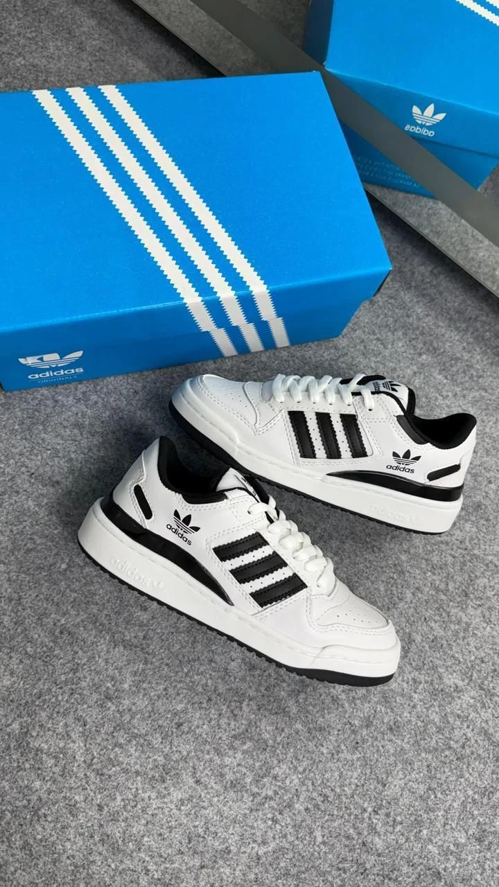 TÊNIS ADIDAS FÓRUM LOW 00s branco preto  - 9