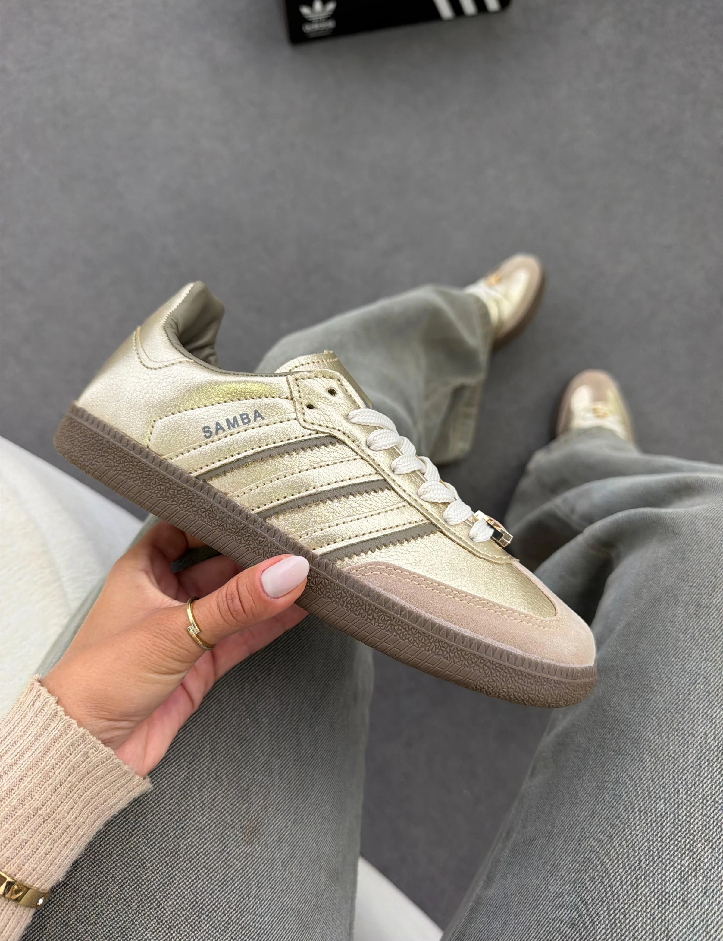 TÊNIS ADIDAS SAMBA OG DOURADO OFF - 3