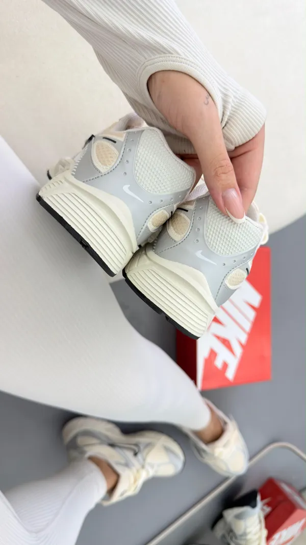TÊNIS Nike V5 RNR - linha luxa OFF PRETO