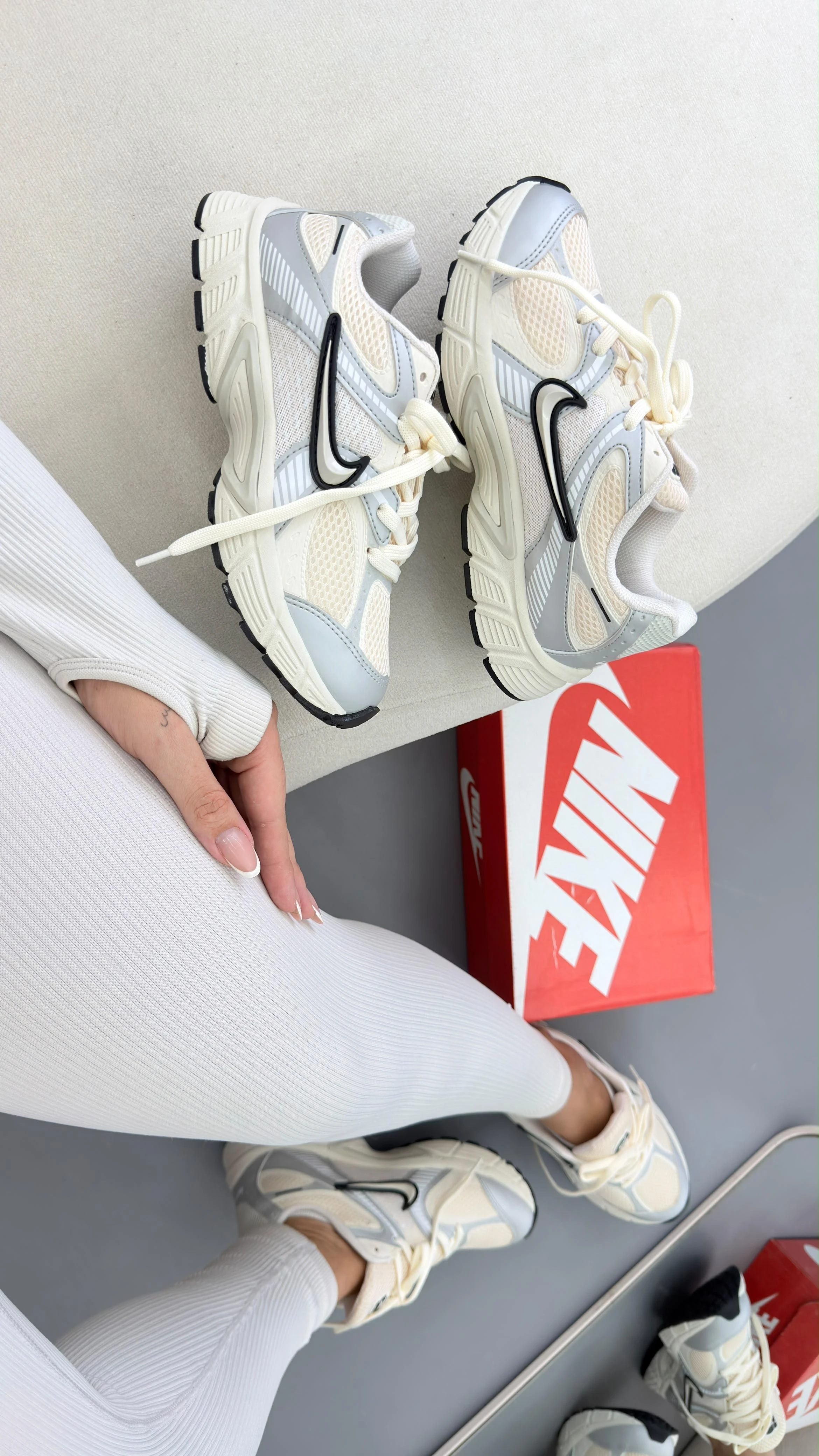 TÊNIS Nike V5 RNR - linha luxa OFF PRETO  - 2