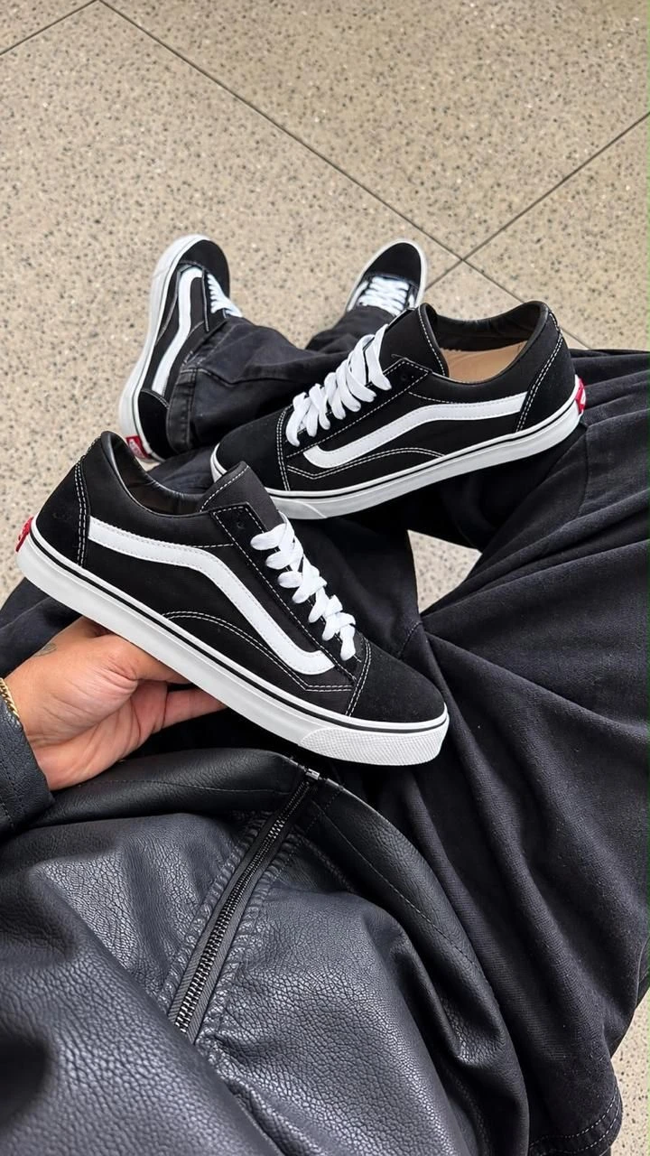 TÊNIS VANS OLD SKOOL Preto branco  - 1