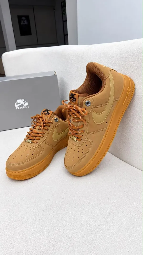 TÊNIS AIR FORCE ONE CARAMELO