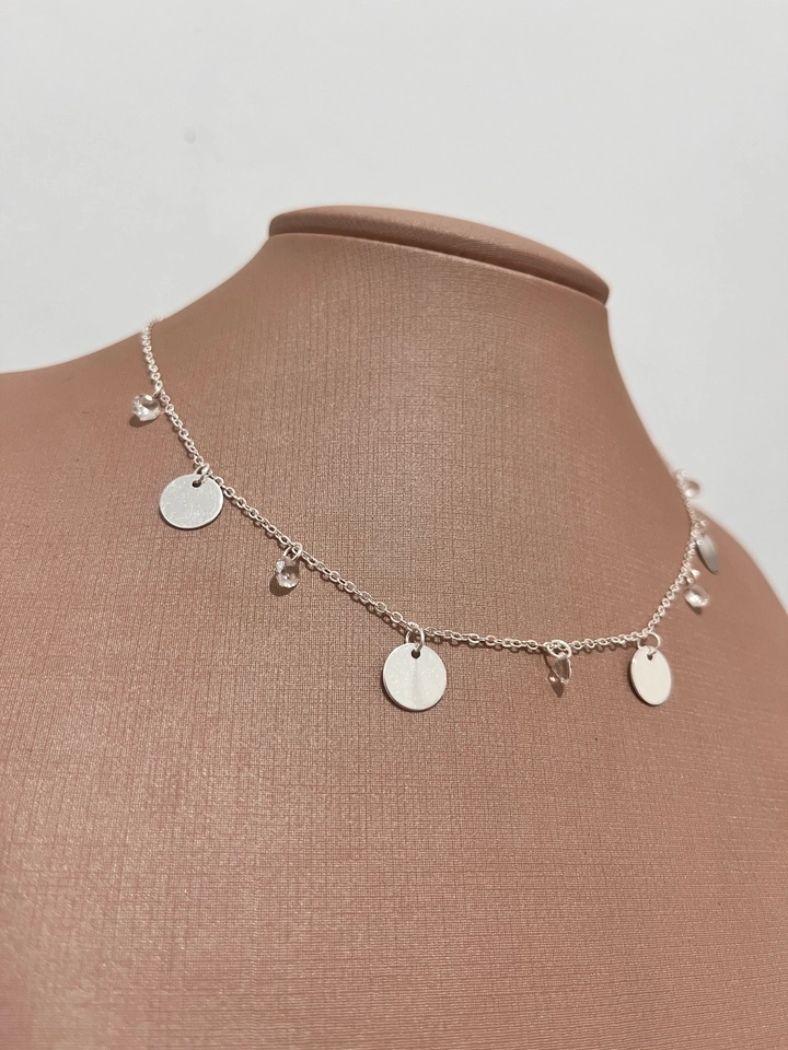 Choker Medalinhas + cristais  - 2