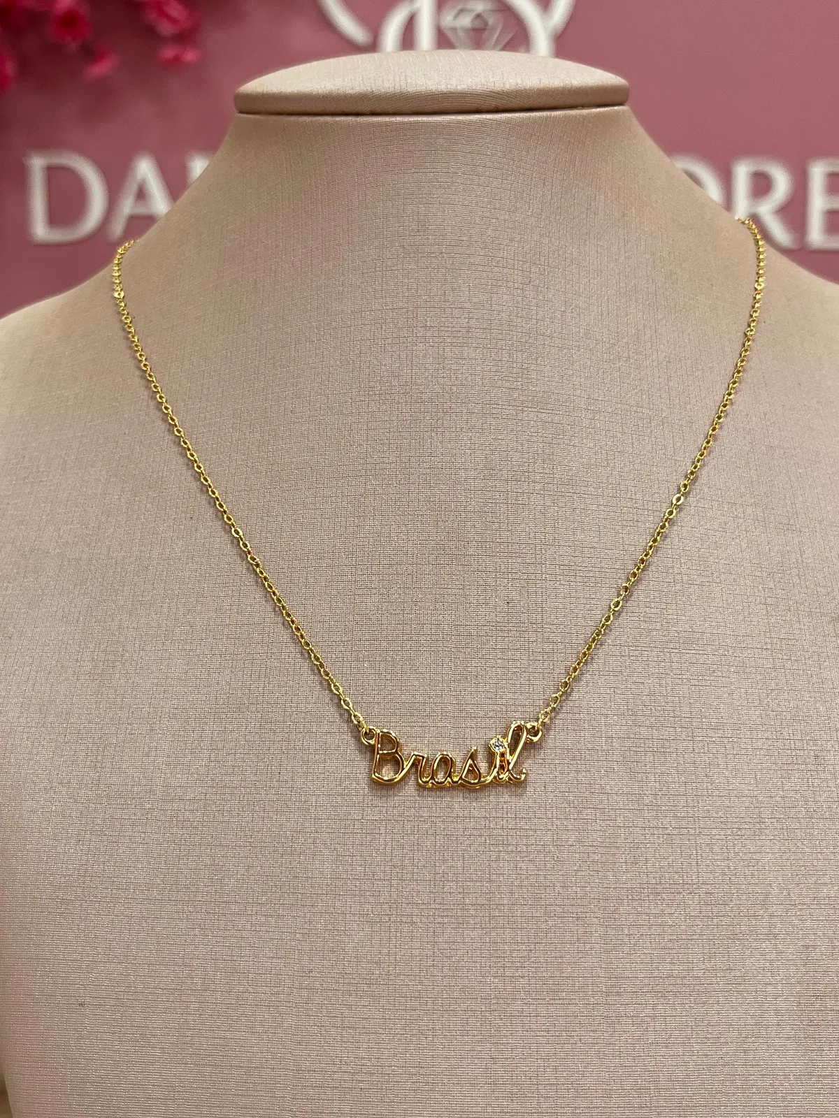 Colar Nome Brasil Dourado  - 1