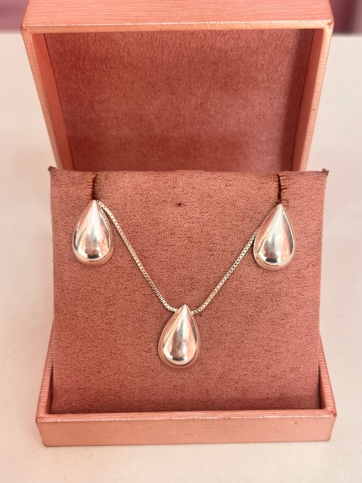 Conjunto Gota prata