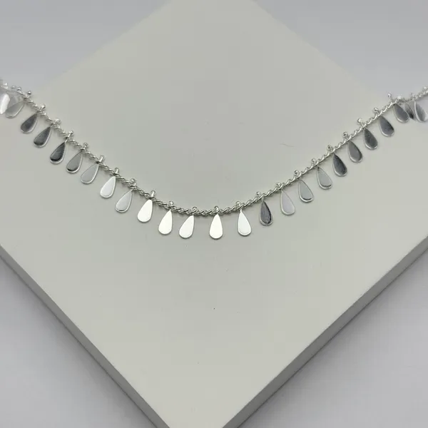 Choker gotinhas