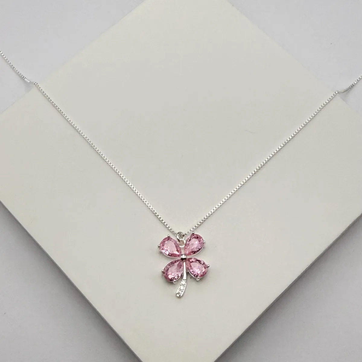 Colar flor rosa - 1