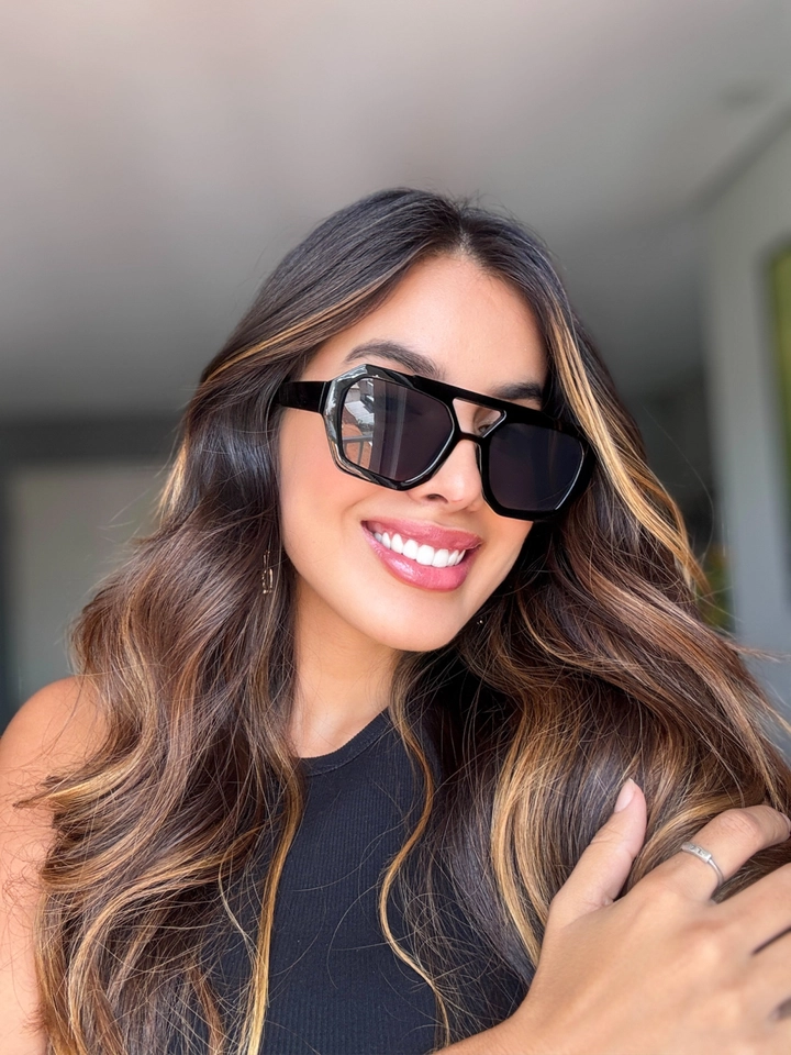Olivia All Black - 3