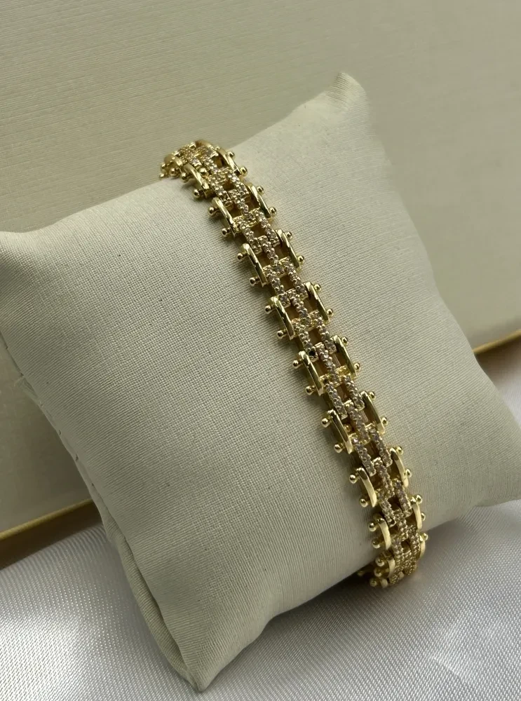 Pulseira Cravejada Banhado a ouro 18k - 1