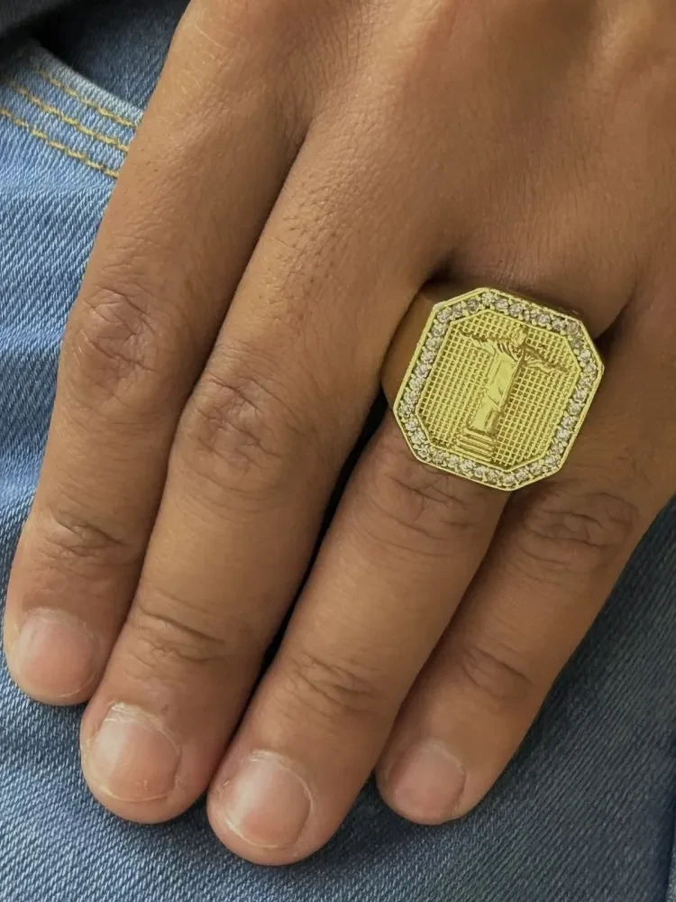 Anel Cristo Redentor Banhado a ouro 18k - 2