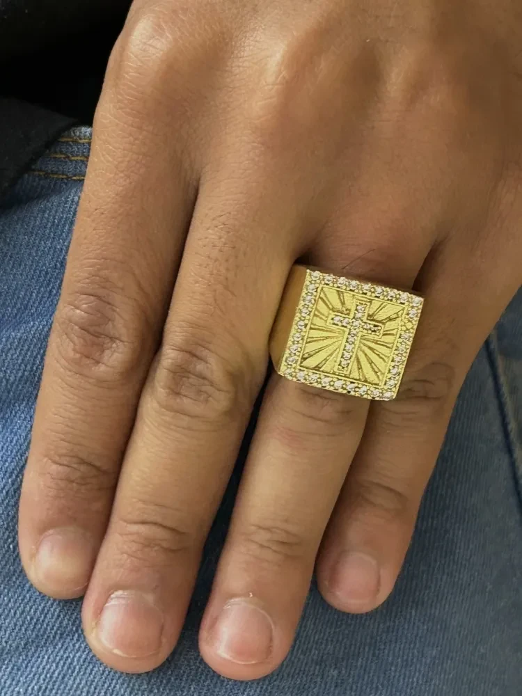 Anel Crucifixo Banhado a ouro 18k - 2