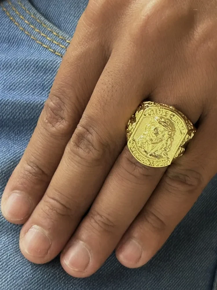 Anel Face De Cristo Banhado a ouro 18k - 2