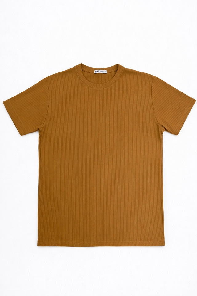 Camiseta Canelada - Zara  - imagem 1