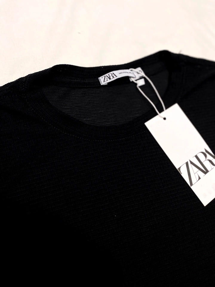 Camiseta Texturizada - Zara - imagem 2