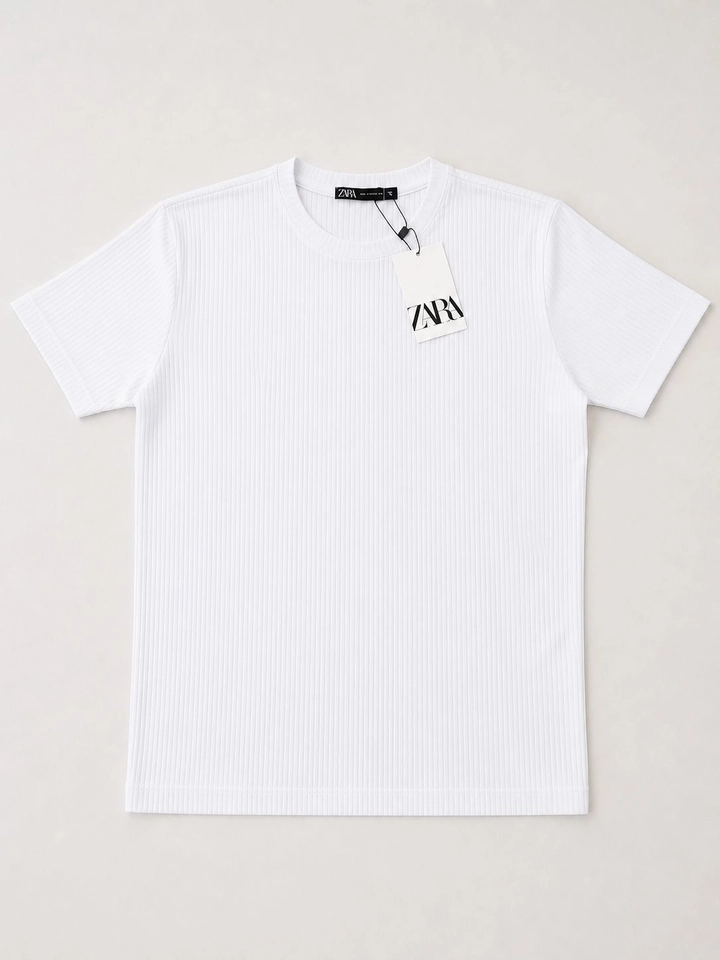Camiseta Canelada - Zara  - imagem 1