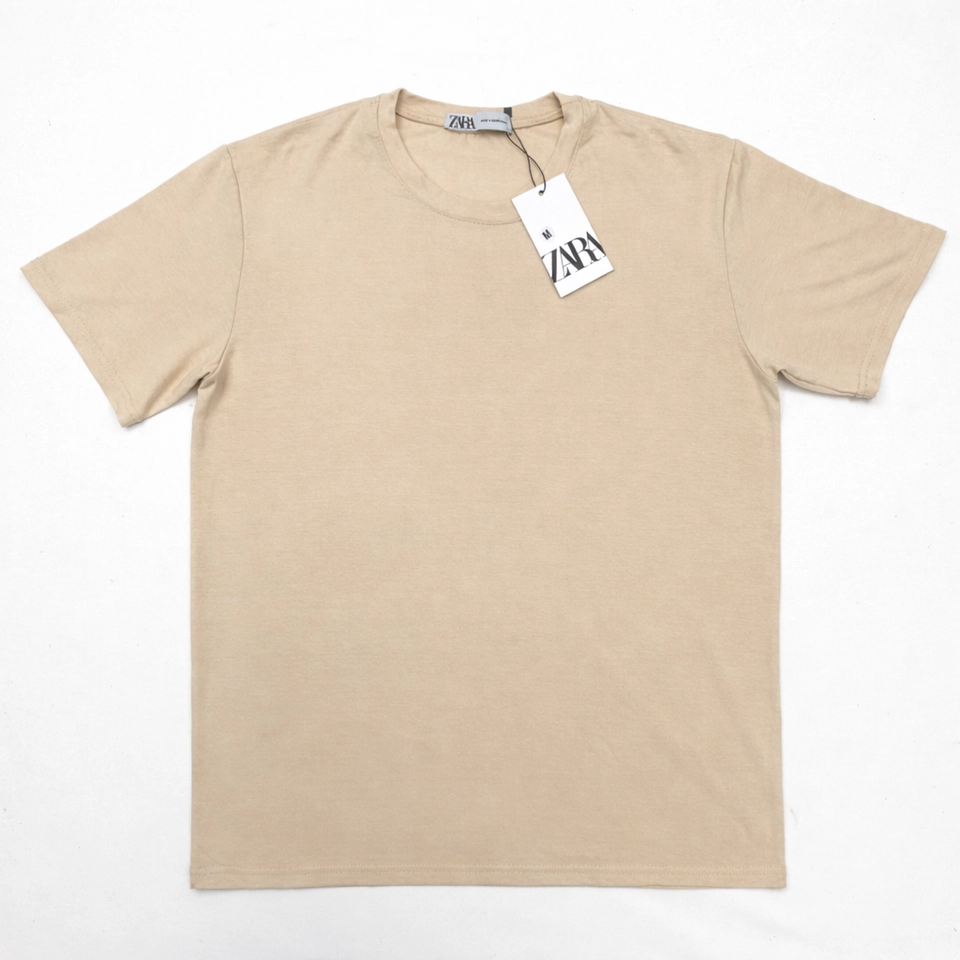 Camiseta Lisa - Zara - 1