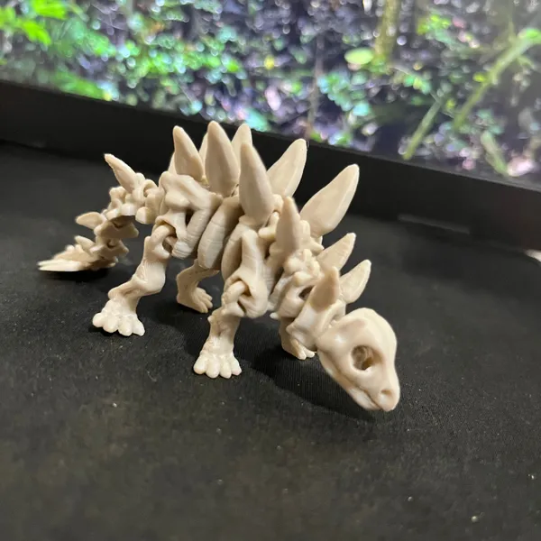 Stegosaurus - Dinossauro Esqueleto Flexível