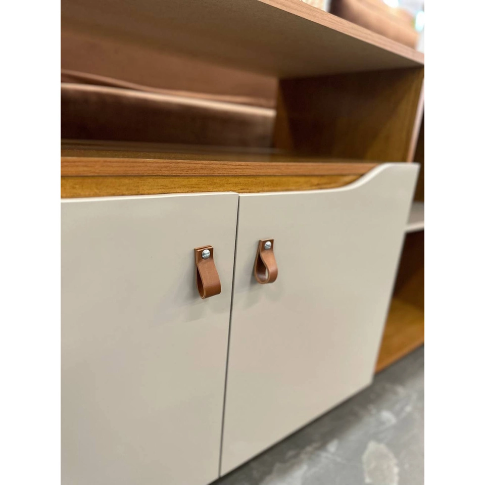 Rack Seleto P/ Tv Até 50 Polegadas 2 Portas Puxadores Corino Marrom 3 Divisões 4 Rodizios  - 3