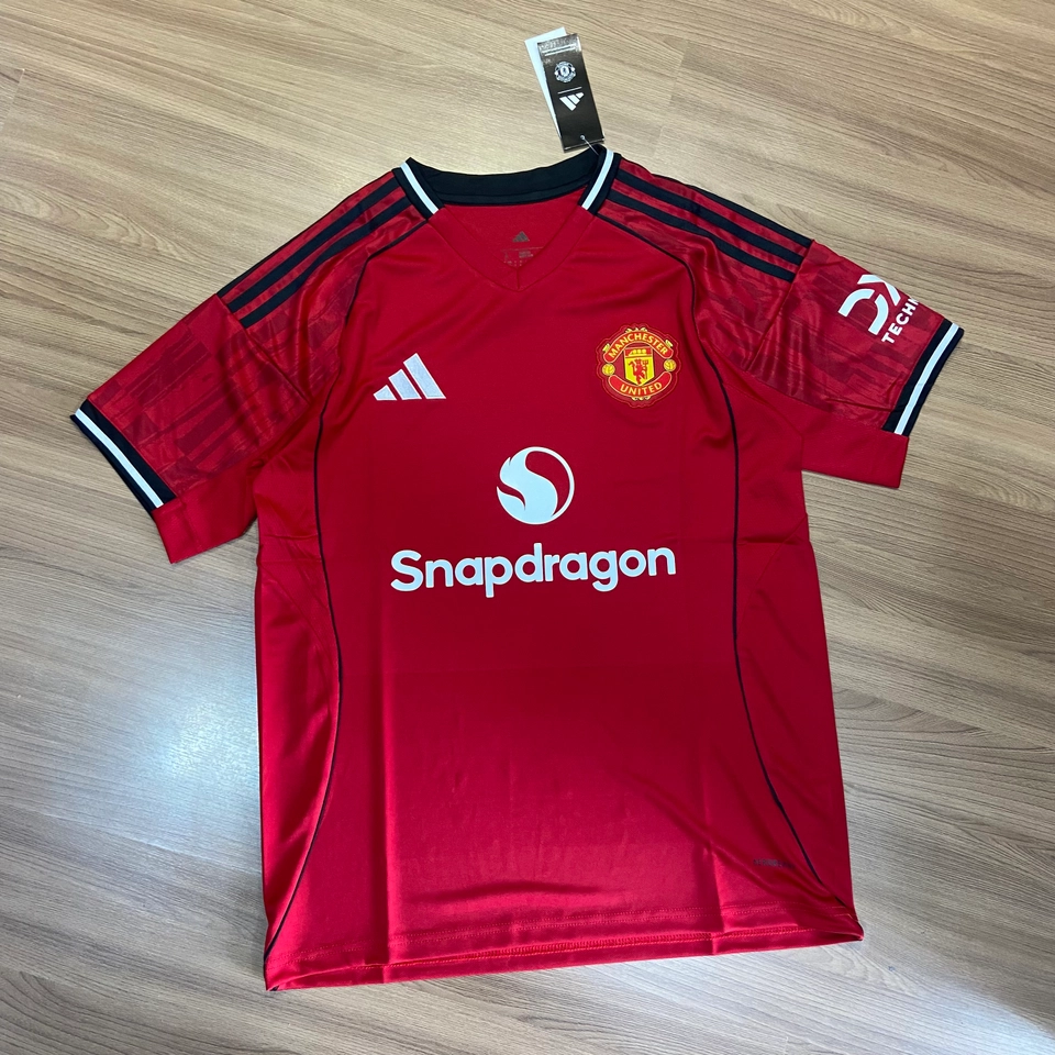 Manchester United 25-26 - 1
