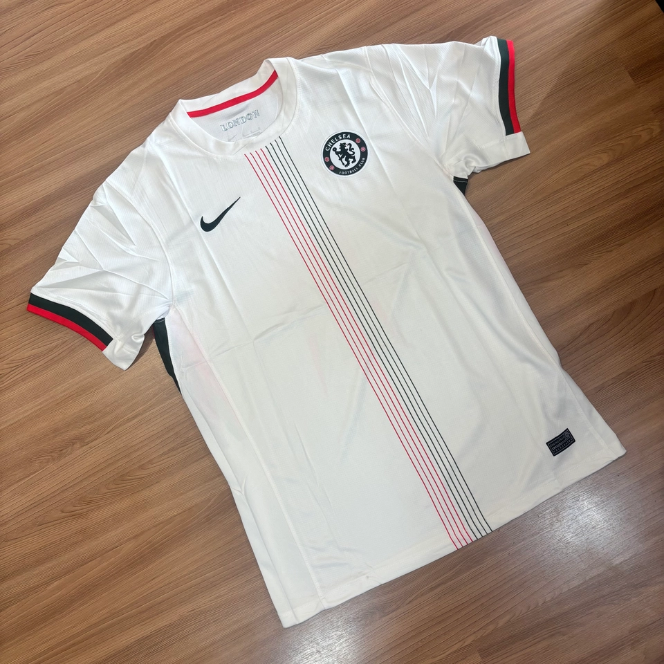 CHELSEA FORA 25-26 - 1