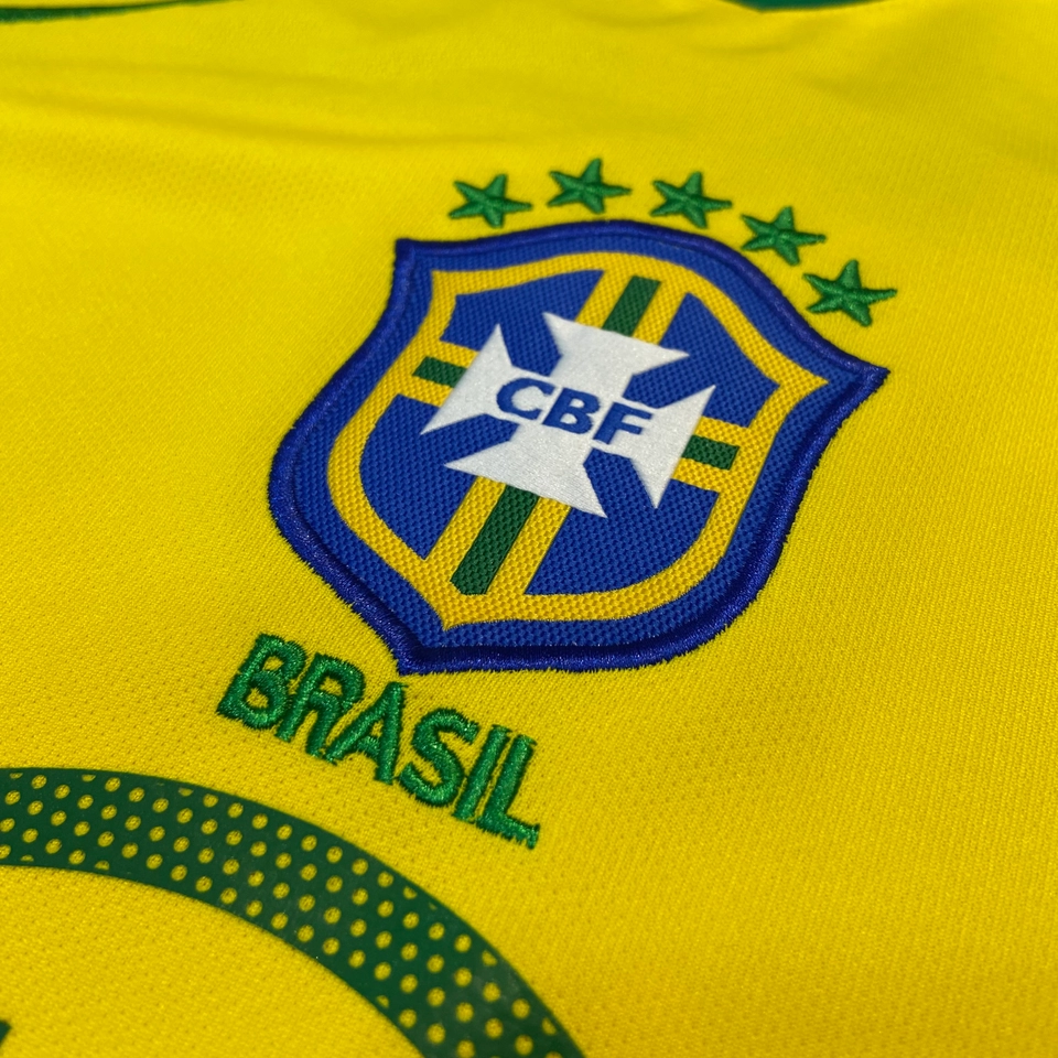 BRASIL RETRO RONALDINHO 2004/2005 - 3