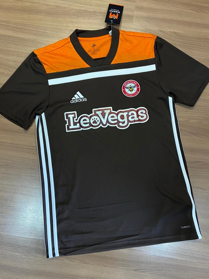 Brentford 2018-19 Away - 1