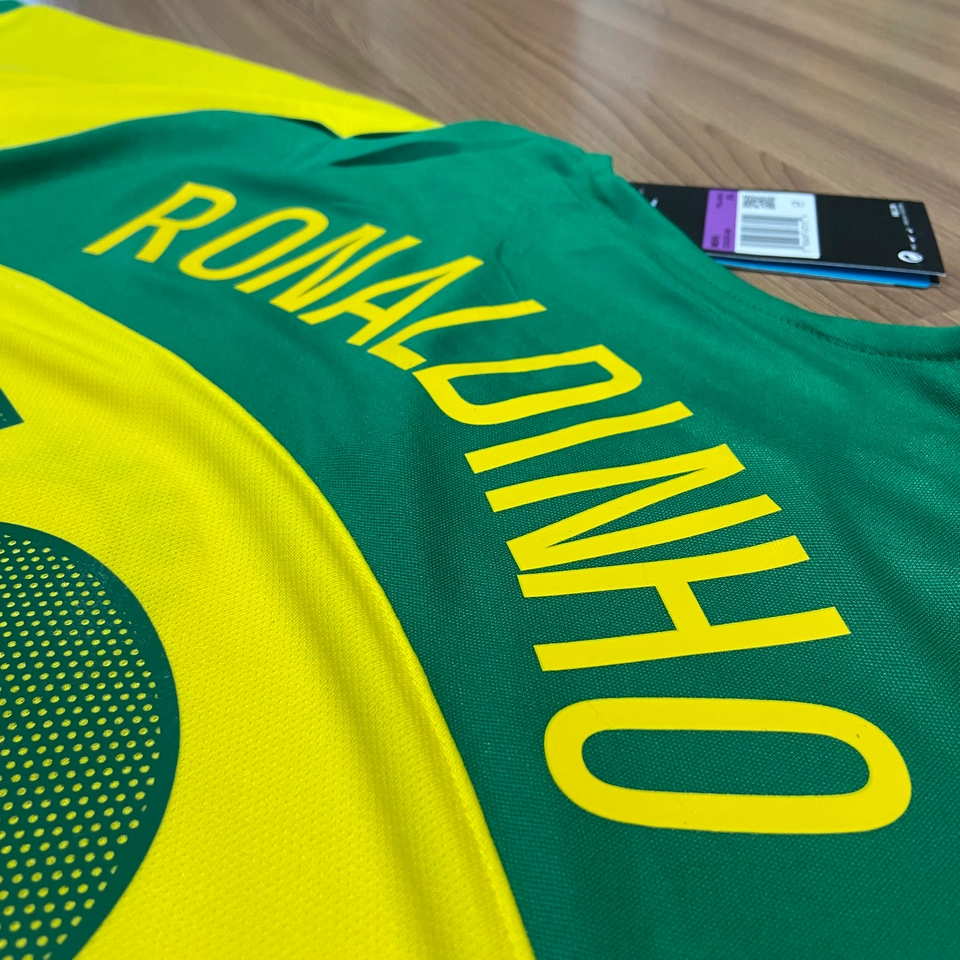 BRASIL RETRO RONALDINHO 2004/2005 - 7