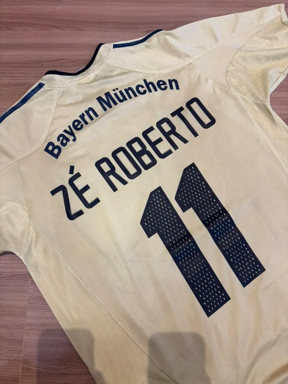 Bayern München Away 2004/05 - 3