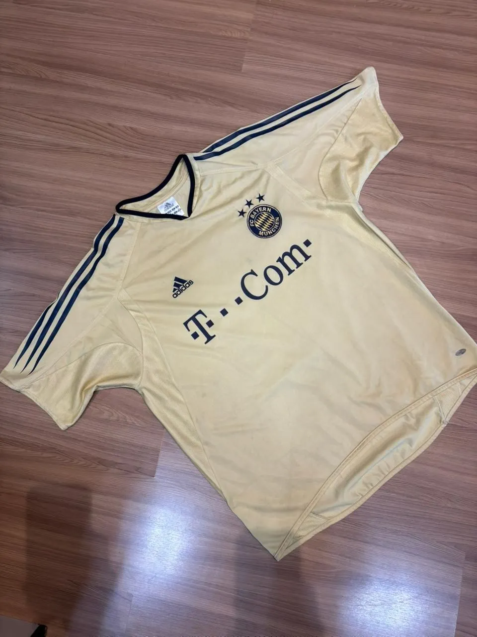 Bayern München Away 2004/05 - 1