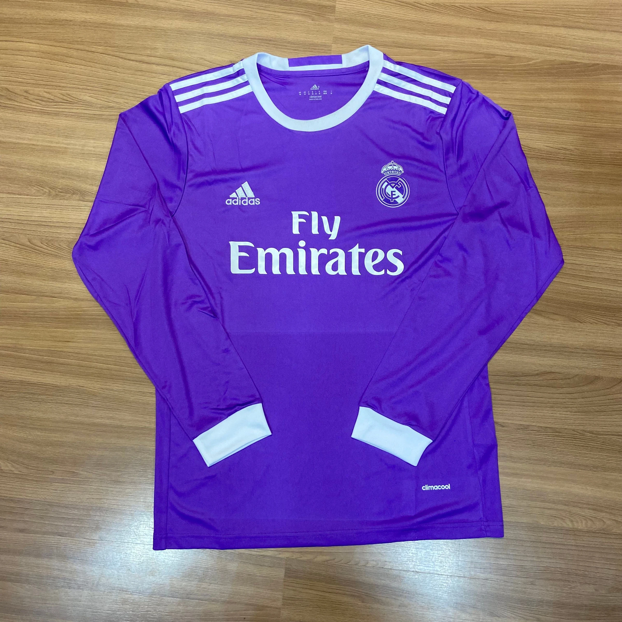 Real Madrid Fora 2016-2017 - 1