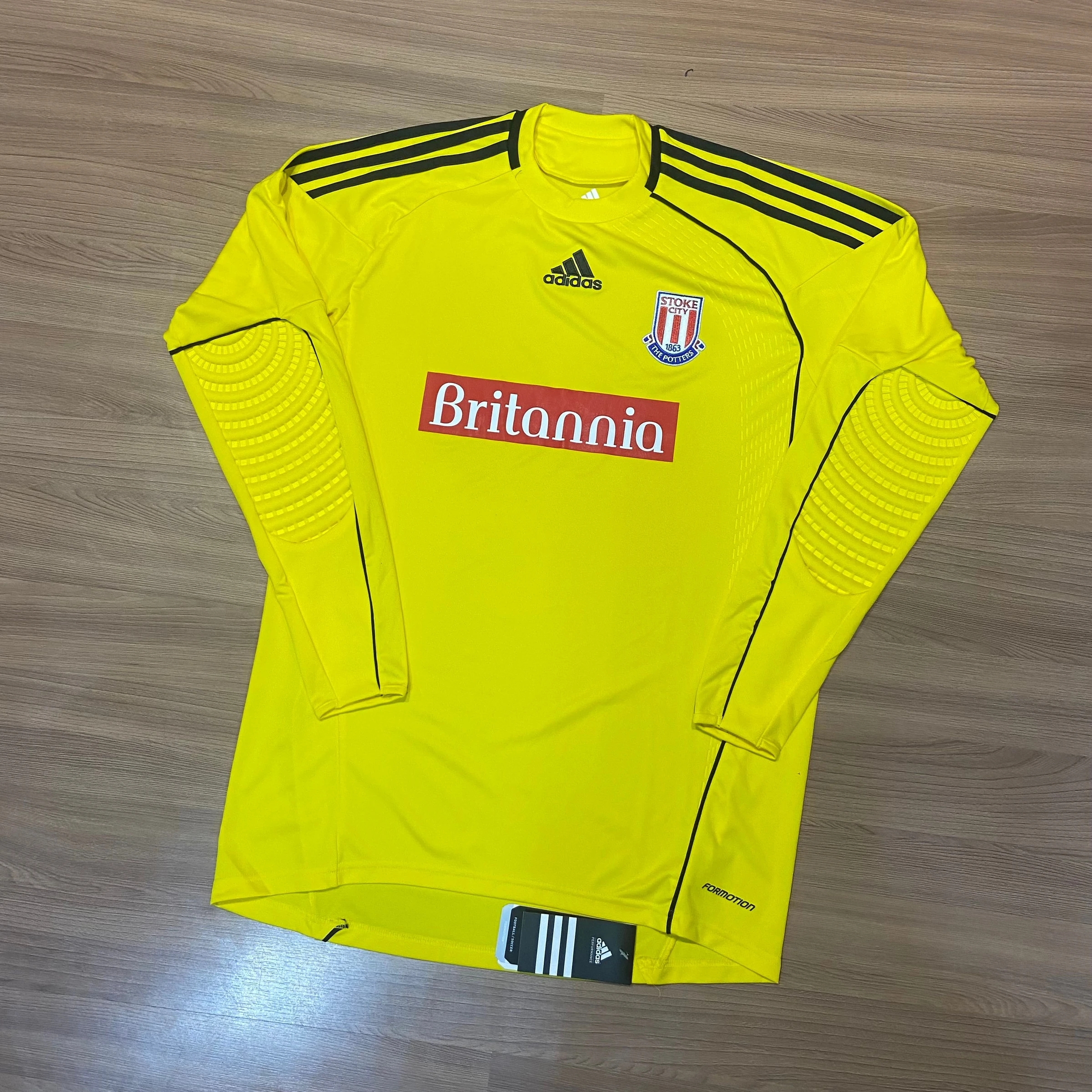 Stoke City Goleiro 2010-2011 - 1
