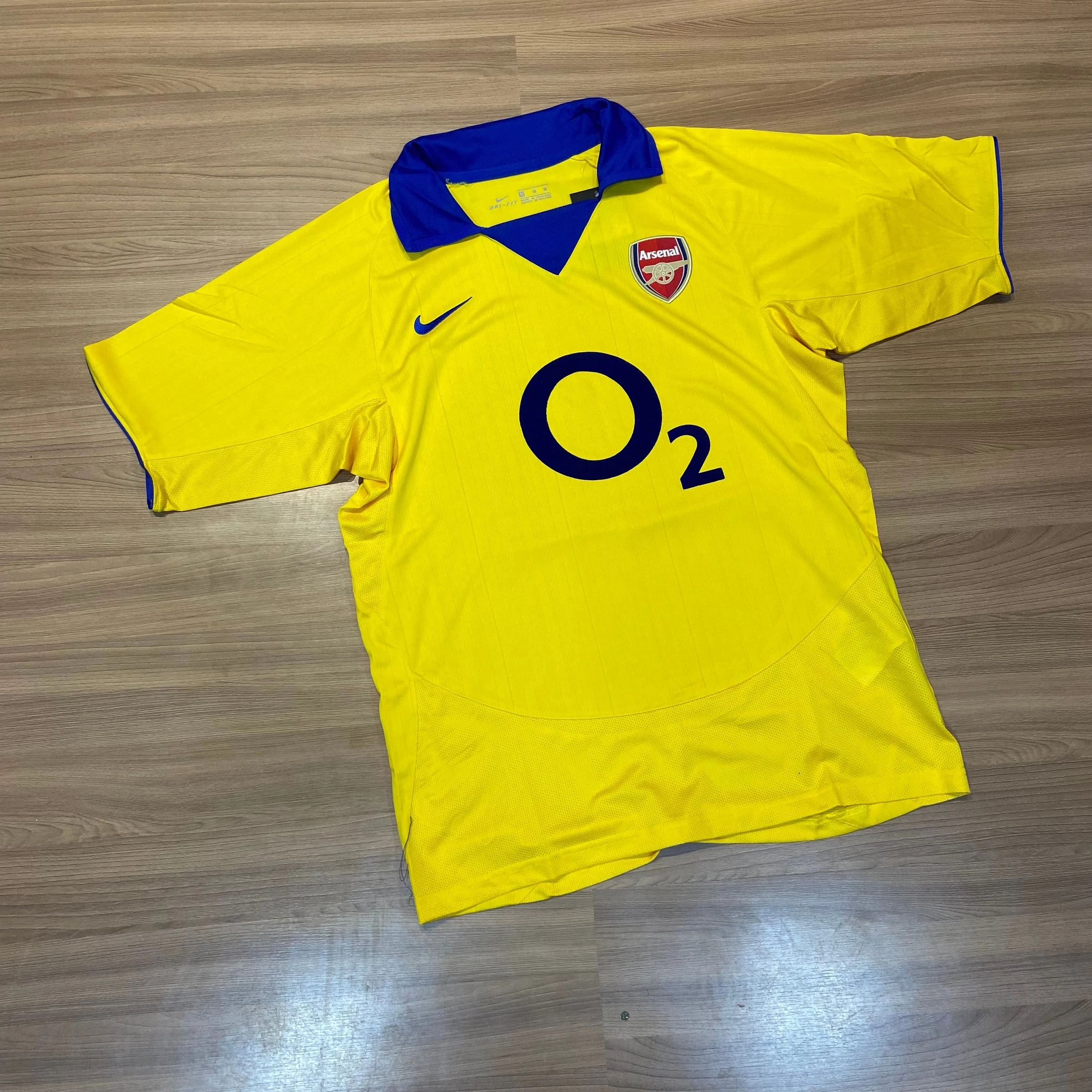 Arsenal Fora 2003-2005 - 1