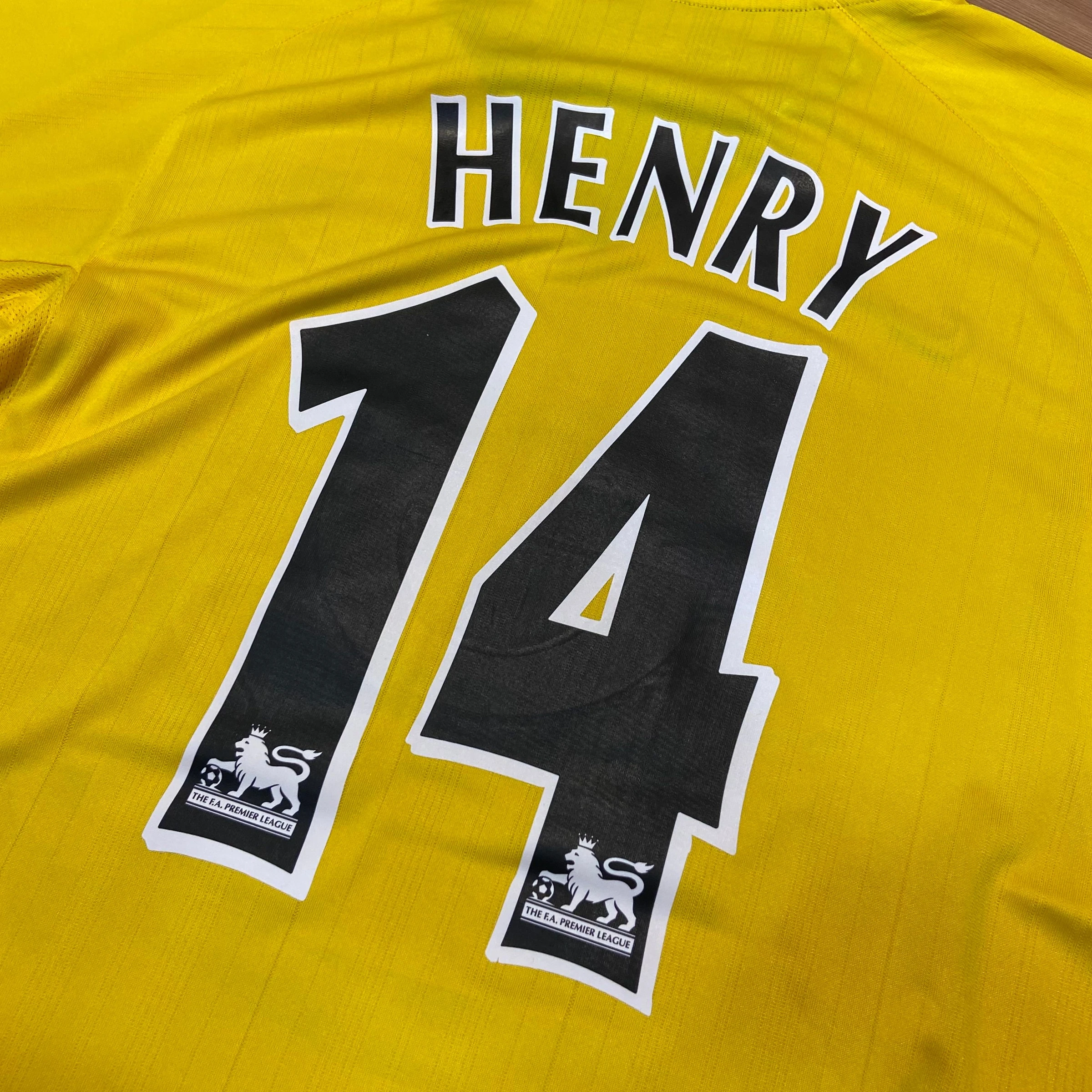Arsenal Fora 2003-2005 - 6