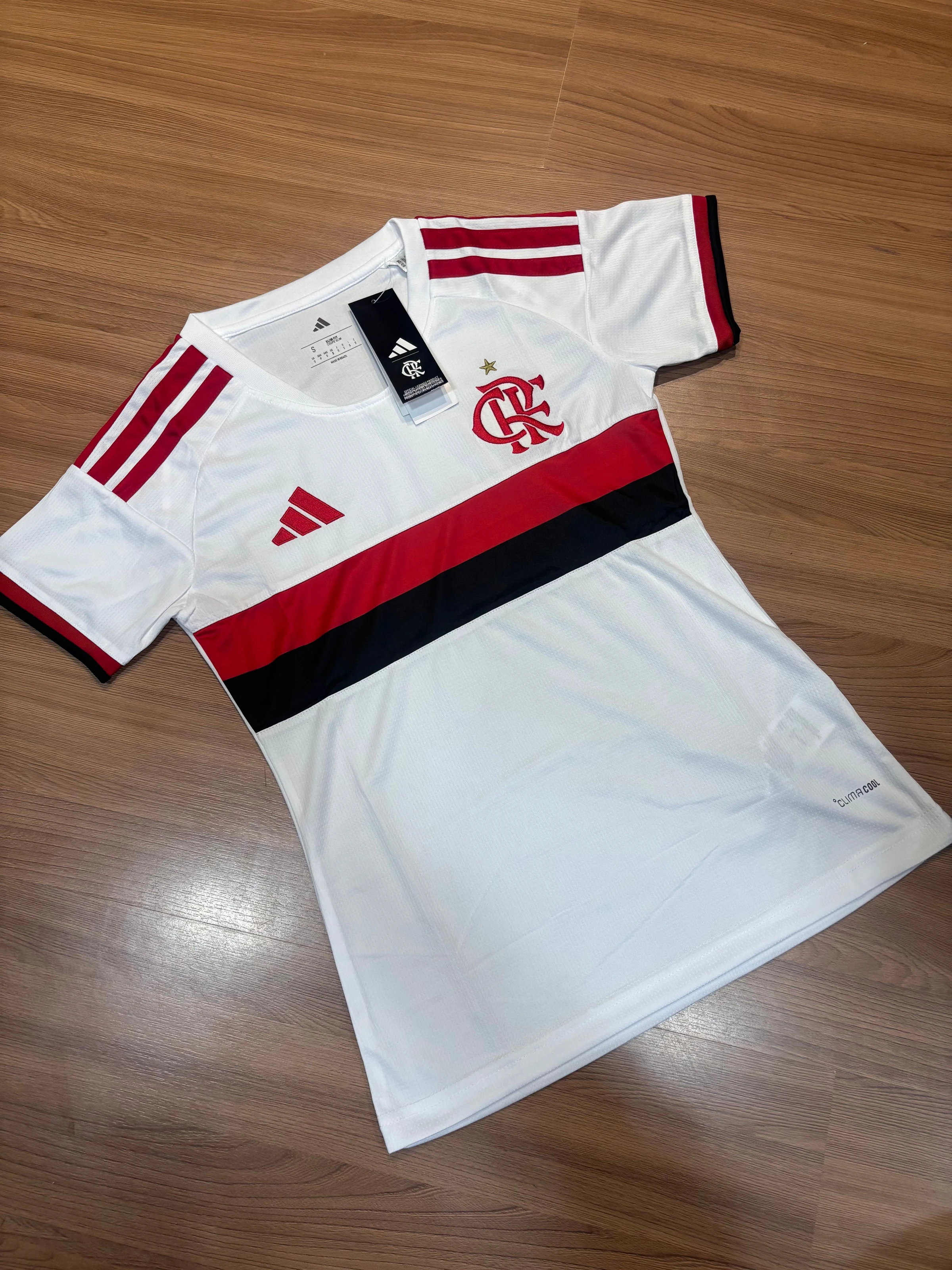 Flamengo Fora Feminina 2026-27 - 1