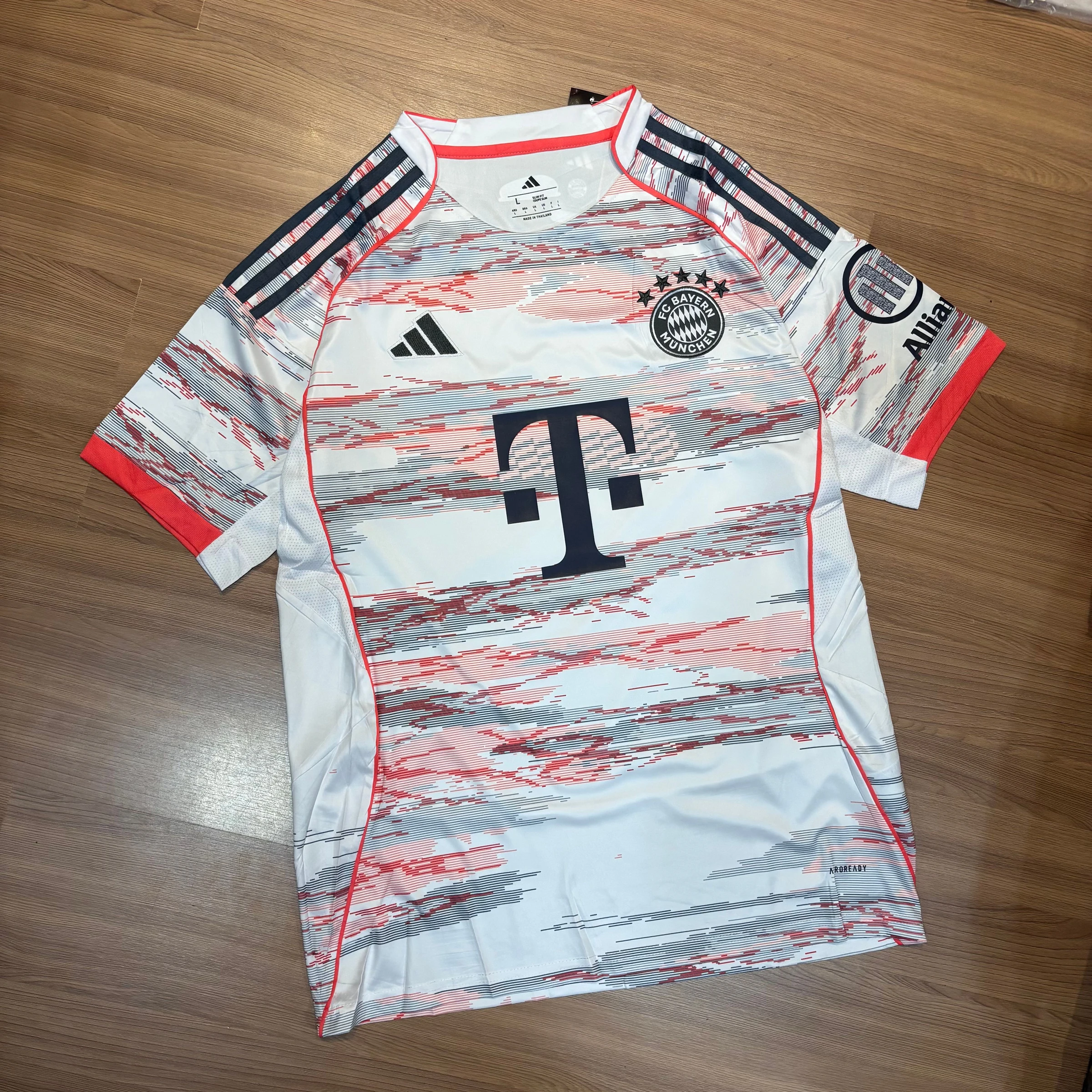 Bayern de Munique 25/26 Away - 1
