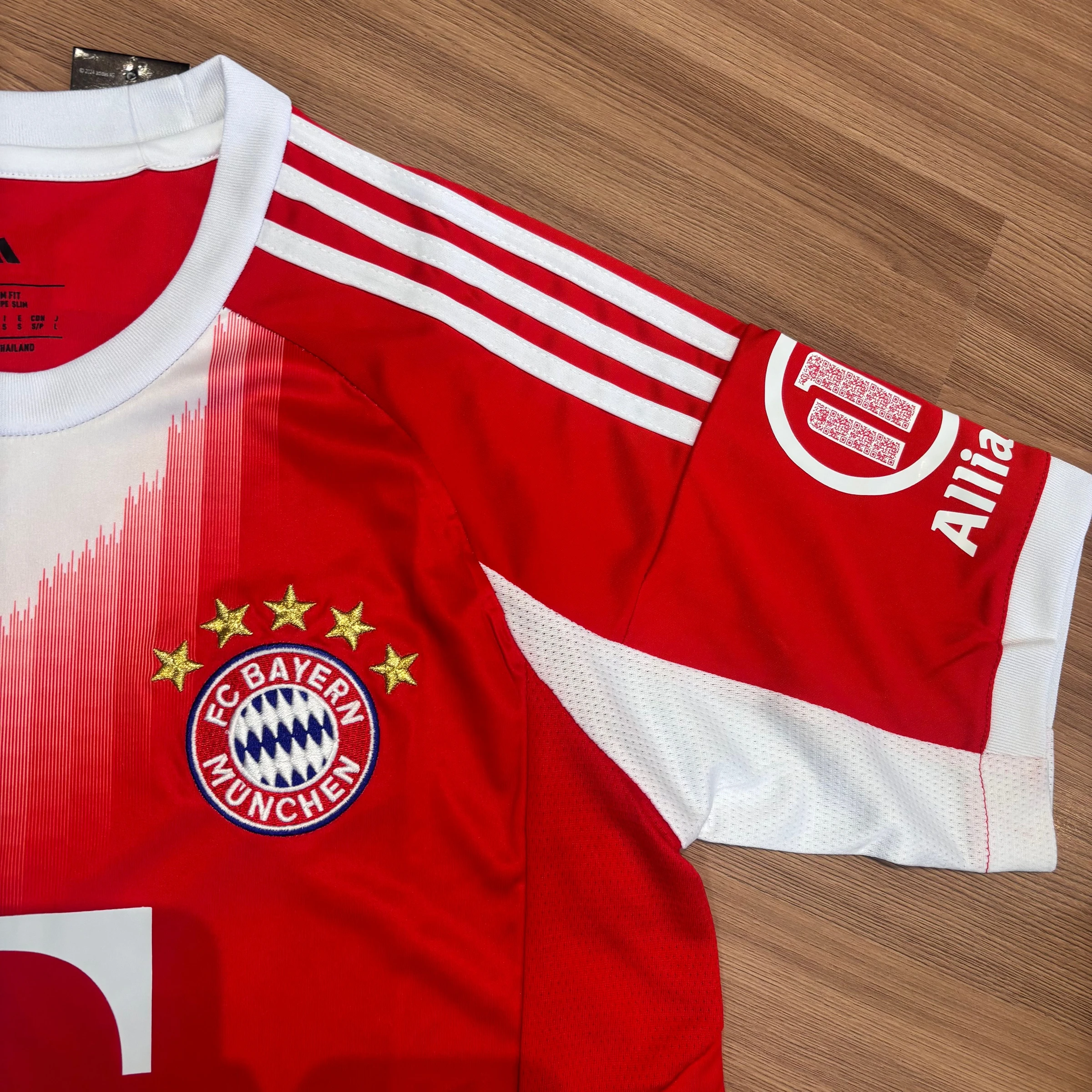 Bayern Casa 25/26 - 4