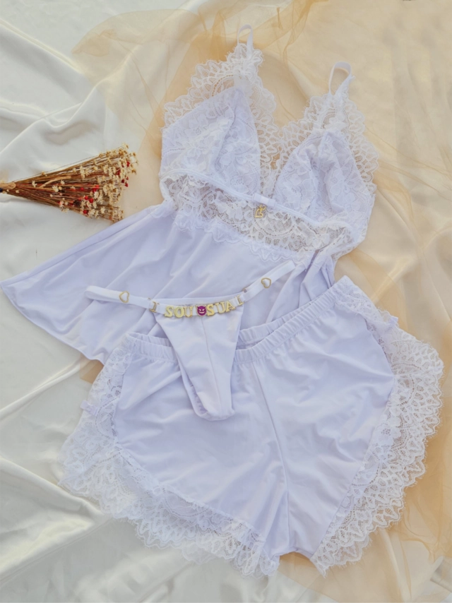 PIJAMA PERSONALIZÁVEL COM 5 LETRAS E UM EMOJI - 2
