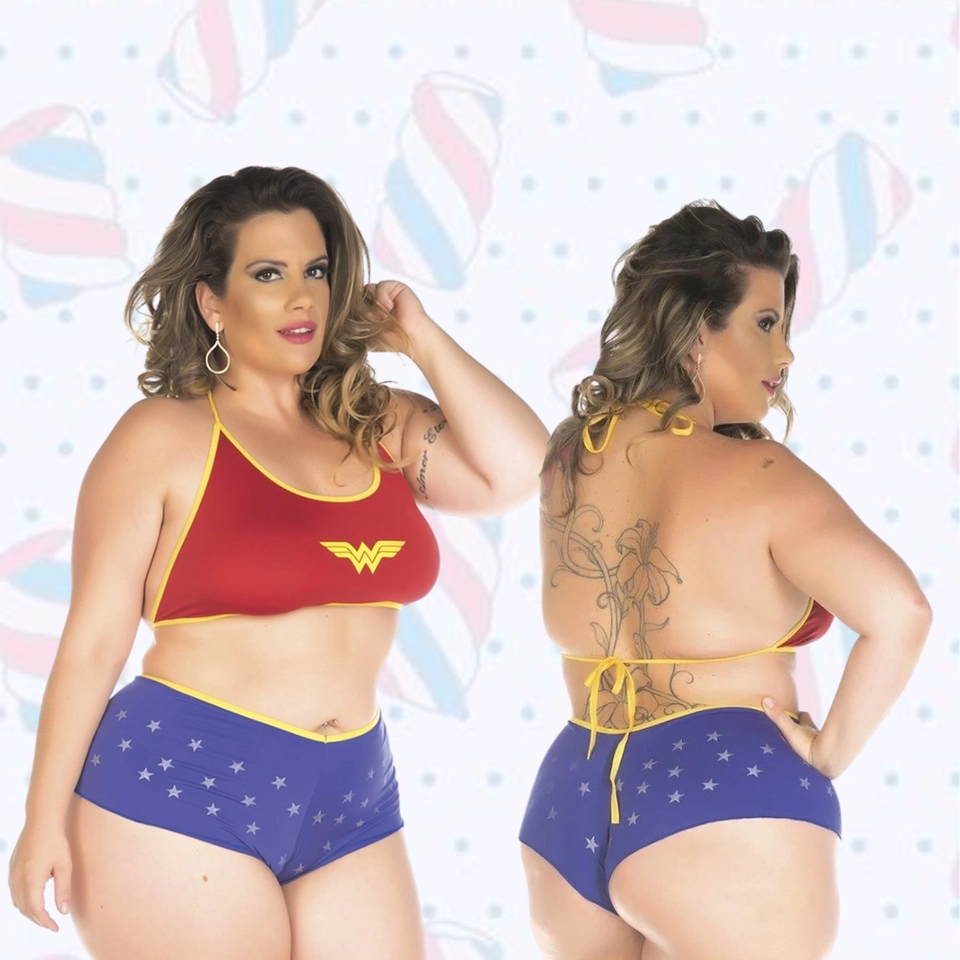 FANTASIA PLUS MULHER MARAVILHA  - 1
